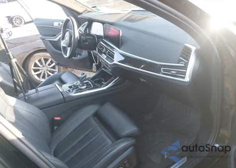 2022 BMW X7 xDrive40I z USA, uszkodzony, nr VIN 5UXCW2C09N9L68522